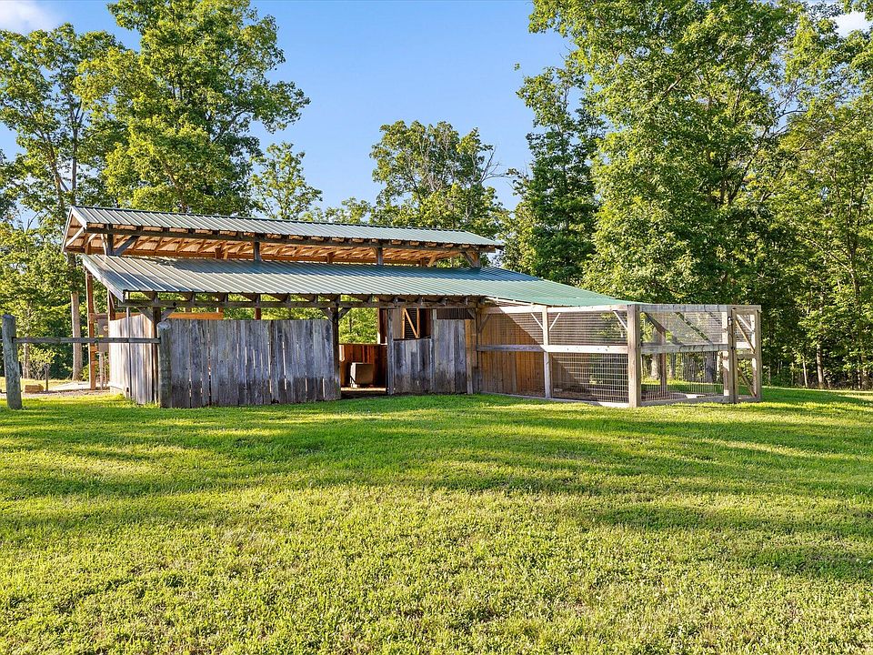 52nd image of 203 Lombardi Rd