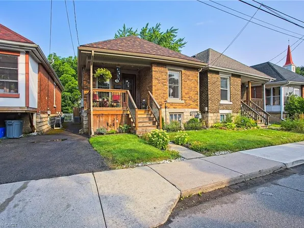 34 Poplar Ave, Hamilton, ON L8V 2S6