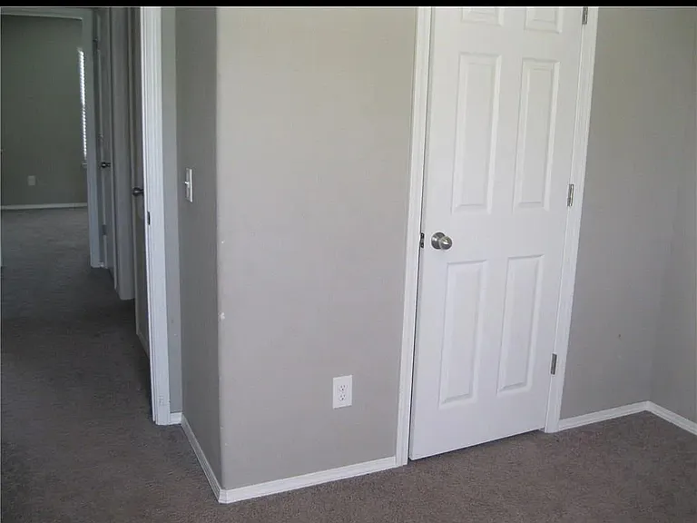 3553 Reynolds Ave — Photo 7