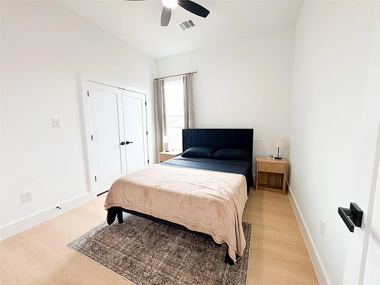 3920 Aledo St #A — Photo 13