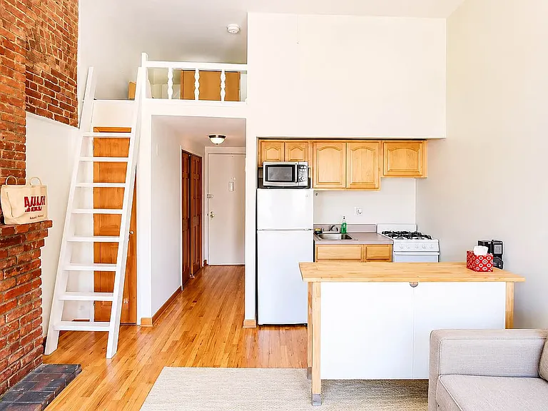 67 W 73rd St #3C — Photo 7