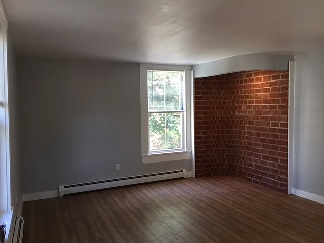 2 bed, 1.0 bath, 750 sqft, $1,825 — Photo 4
