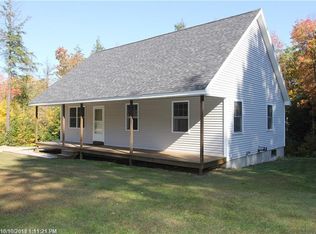 44 Taylor Ln, Naples, ME 04055