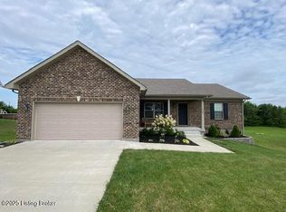 121 Redwood Dr, Bardstown, KY 40004