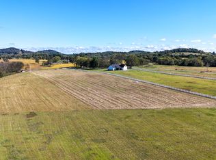 1473 Lauderdale Ln, Bethpage, TN 37022