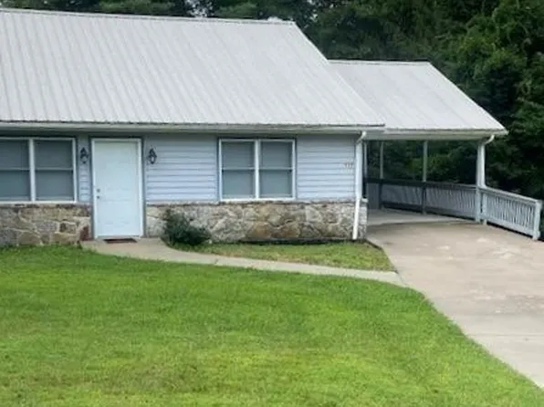 117 Wood Ln, Sparta, TN 38583