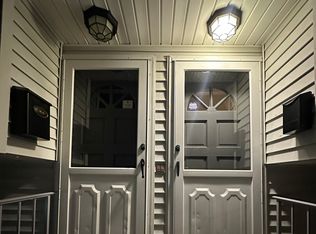 35 Worcester Ave, Waterbury, CT 06705