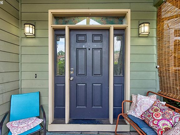 5th image of 52533 Maria Ln