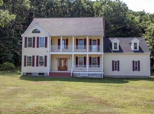 22 Winter St, Merrimac, MA 01860