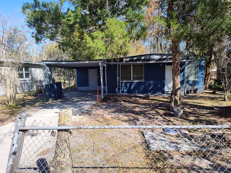 9119 12th Ave — Photo 1