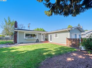 247 Estate Ct, Springfield, OR 97477