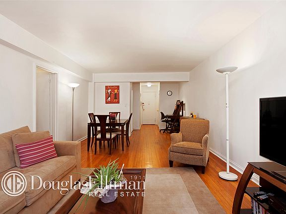 2nd image of 60 9th Ave #511
