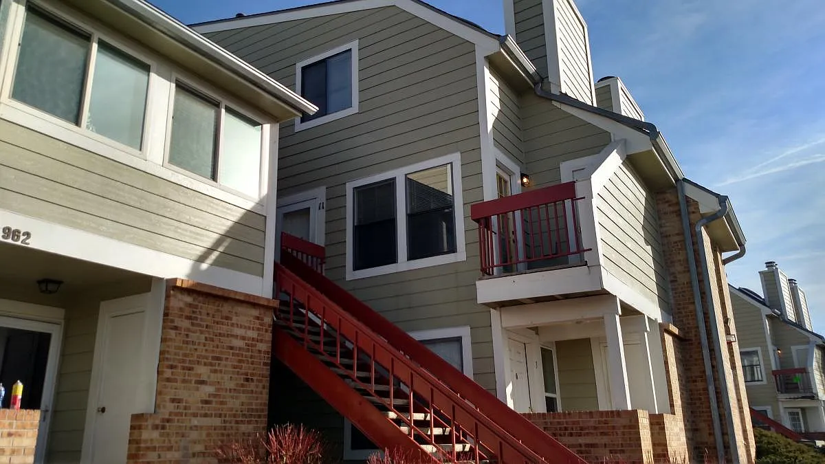 1 bed, 875 sqft, $1,200 — Photo 1