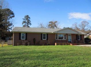 3708 Hopwood Ave, Guntersville, AL 35976