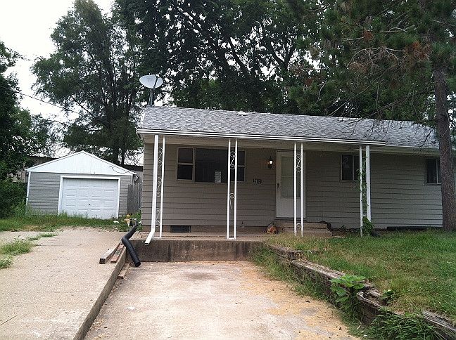 1st image of 3932 N Saint Joseph Ct