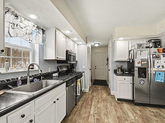 4th image of 3644 Payton Pl