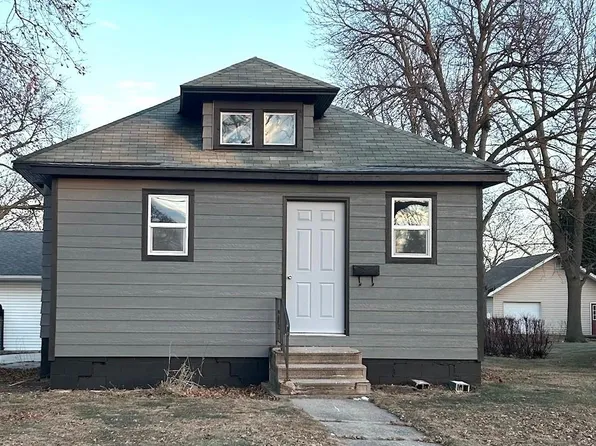 515 S Jerome St, Algona, IA 50511