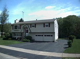 395 Seabreeze Dr, Stratford, CT 06614