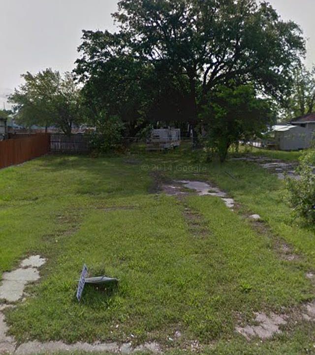 1st image of 440 Parker St