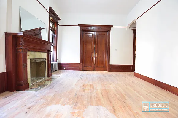 Rented by null | media 18