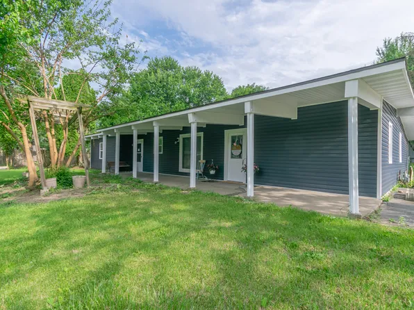 2217 N Alpine Rd, Rockford, IL 61107