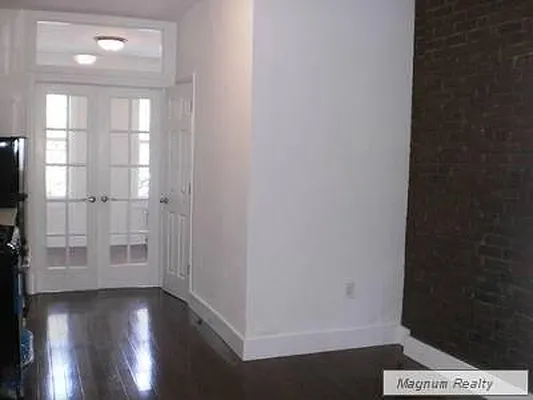 Rented by Magnum Realty Holdings, LLC | media 42