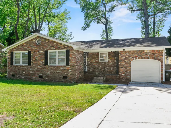 1641 Falmouth St, Charleston, SC 29407