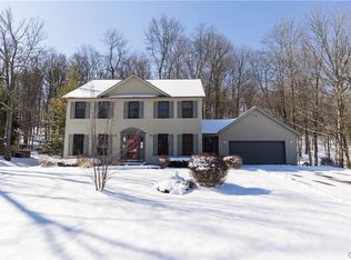 8049 Merrimac Dr, Manlius, NY 13104