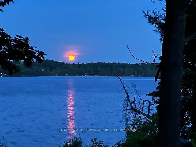 1st image of 321 Avery Point Rd