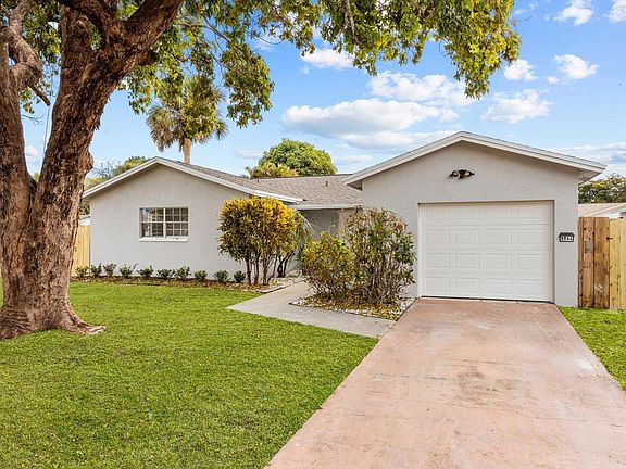 3rd image of 8844 SW 6th Street