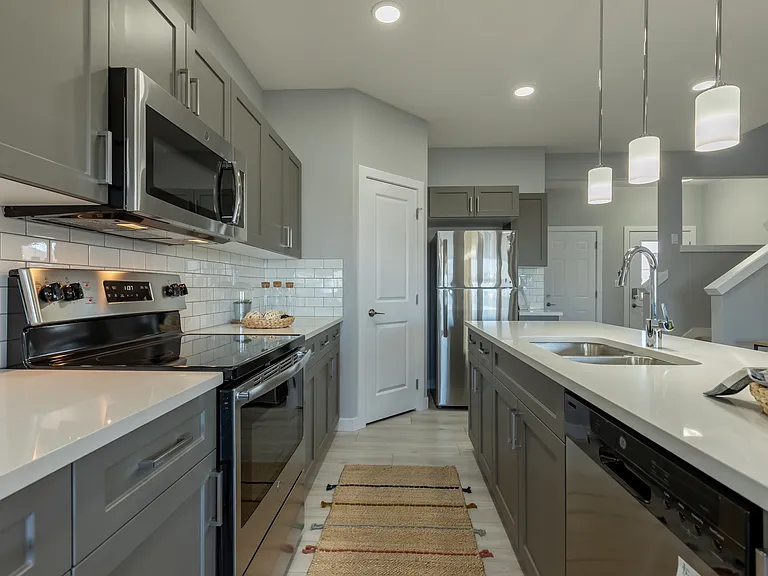 297 Collicott Dr #MAIN — Photo 8