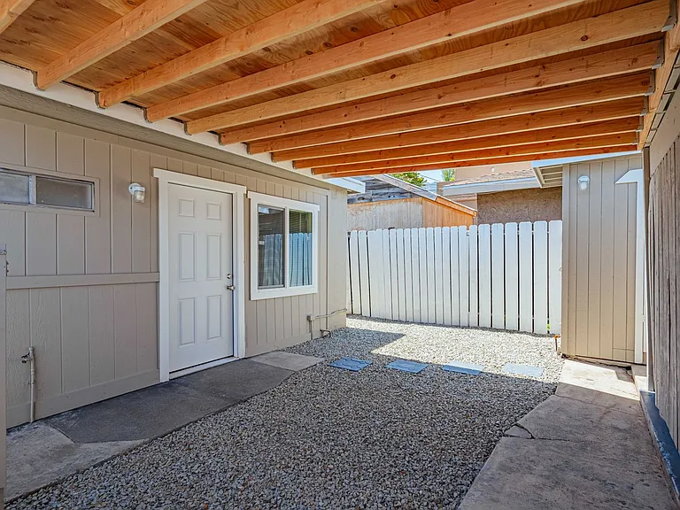 32958 Urban Ave — Photo 2