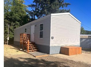 5000 NE Stephens St #39, Roseburg, OR 97470