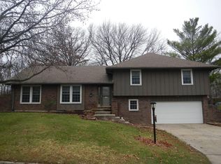 1011 Hulen Dr, Columbia, MO 65203