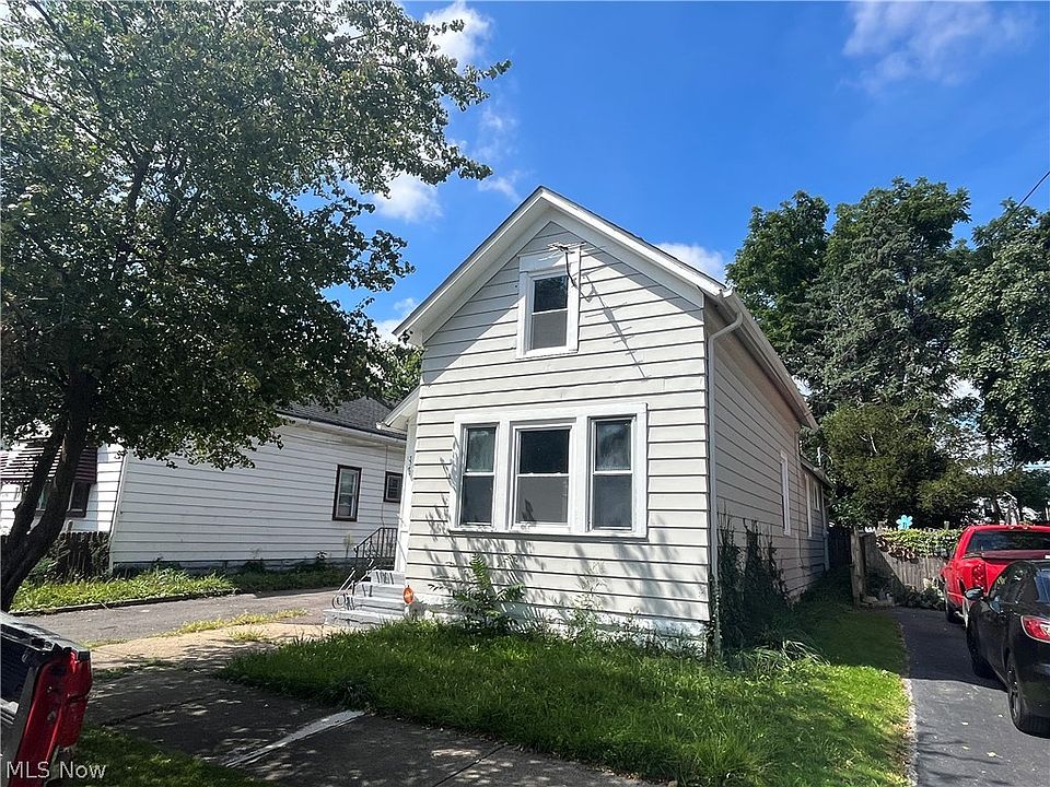 1st image of 3342 W 48th St