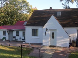 5900 Center Dr, Temple Hills, MD 20748