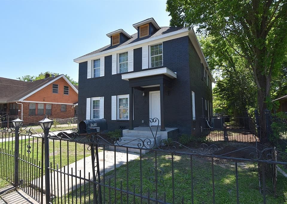 1st image of 3014 Wentworth St