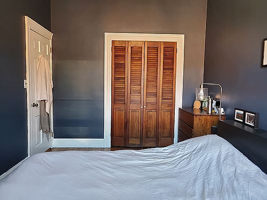 5th image of 305 Henry St APT 2R