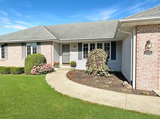 3004 Farmdale Ln, Freeport, IL 61032