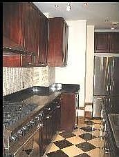 3rd image of 565-569 W End Ave