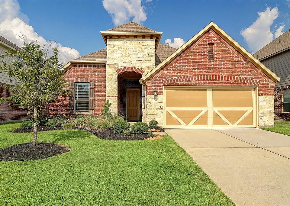 1st image of 22318 Hillington Ct