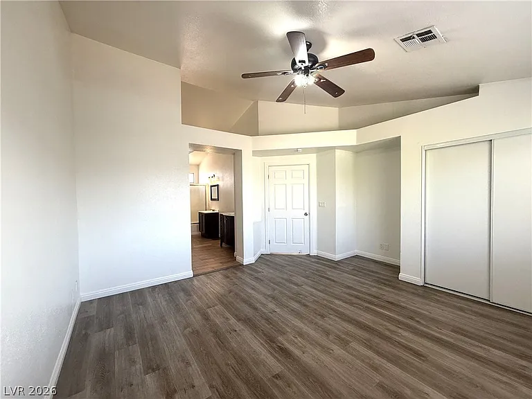 4537 Fireside Ln — Photo 13
