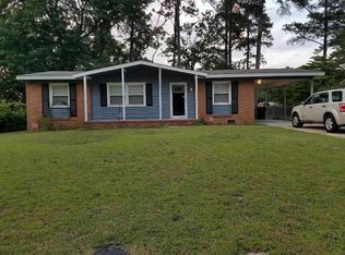 7266 Ainsley St, Fayetteville, NC 28314
