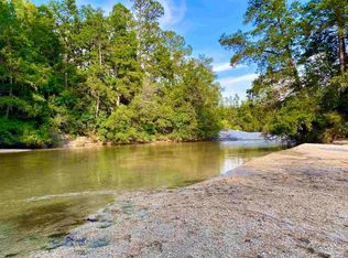 1617 Christmas Tree Rd, Milton, FL 32570