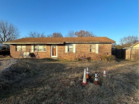 5th image of 8810 Green Point Dr