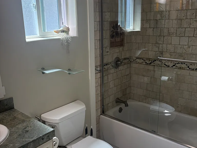 1107 Oak Ave — Photo 16