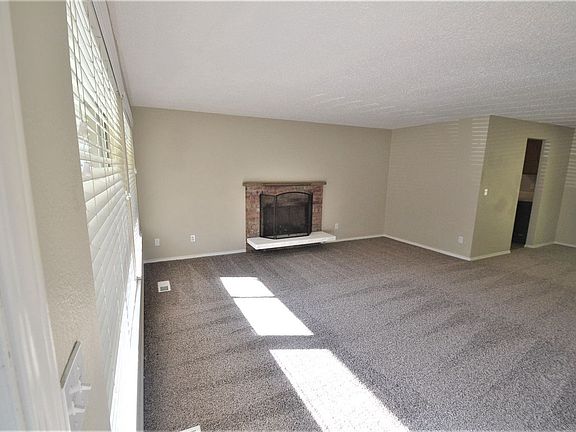 2nd image of 10818 SE 299th Pl