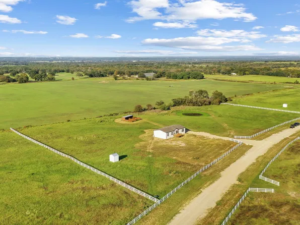 106 Homestead Ct, Lipan, TX 76462