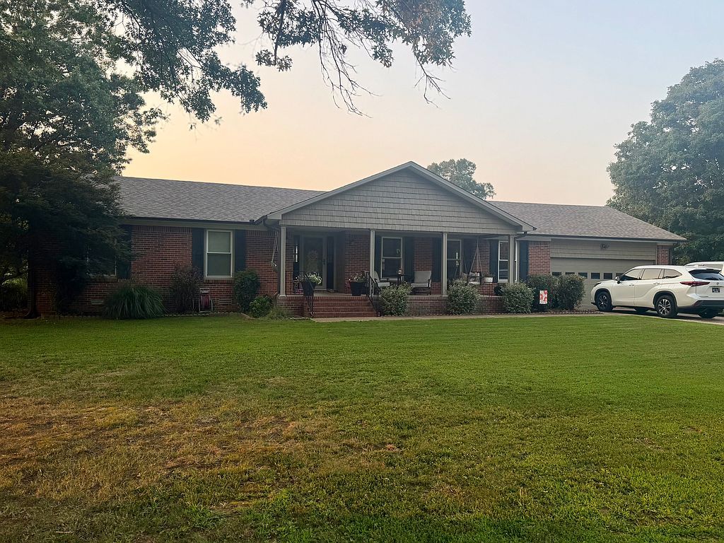 104 Brundige Dr - Property Image