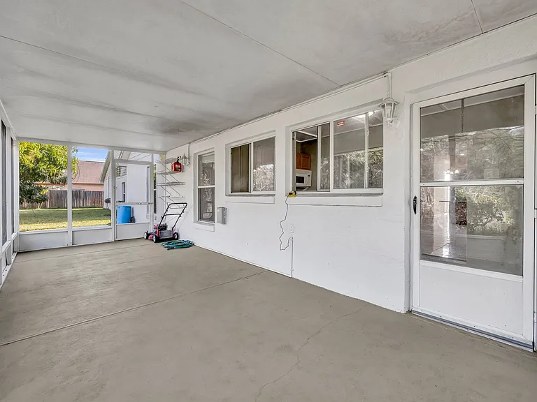 3136 Crystal Creek Blvd — Photo 36